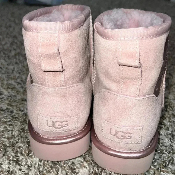 UGG Classic Mini UGG Rubber Logo Boot. - Picture 5 of 9